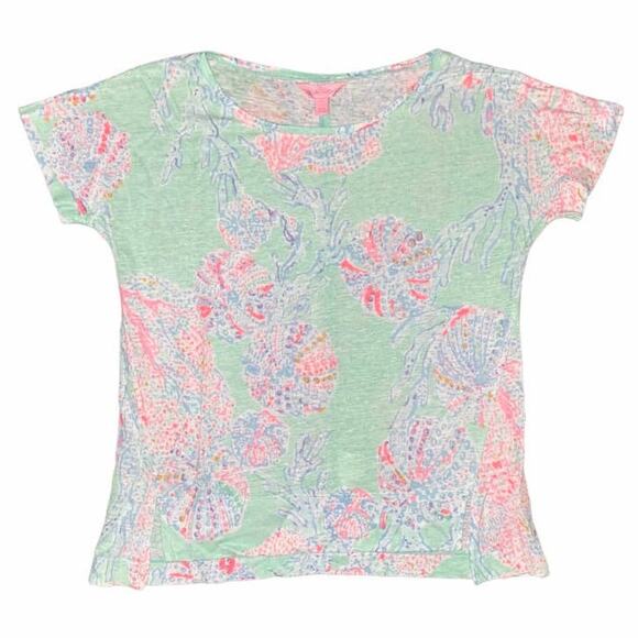 EUC Lilly Pulitzer classic print v-neck tee shirt size XS - Picture 2 of 3